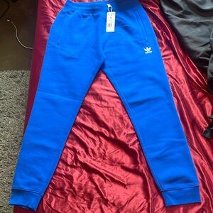 Adidas Brand New Blue Sweatpants🔥 Men’s Medium‼️.